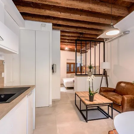 Cozy Nest Of Vieux * Лион